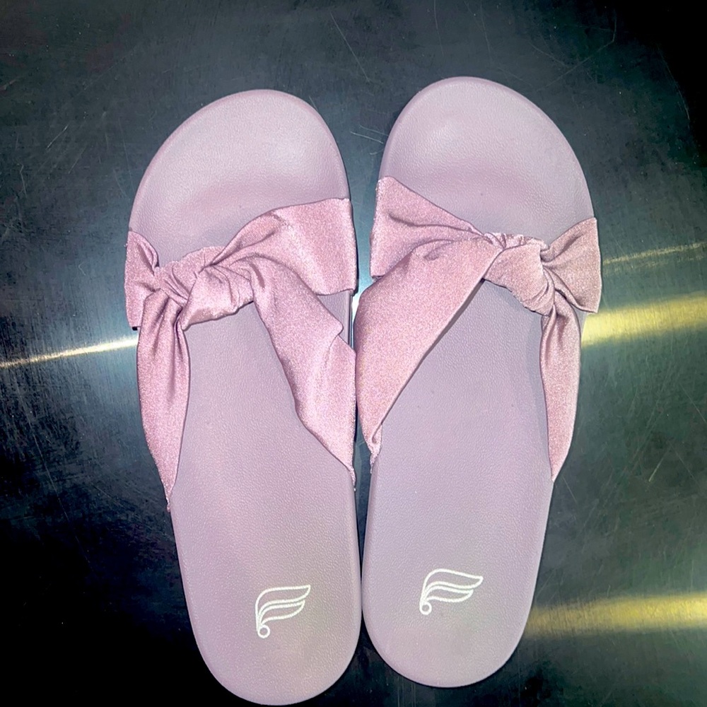 Purple Fabletics sandals, pacific slide, shadow color size 9